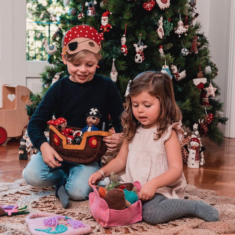 Felt Christmas decorations