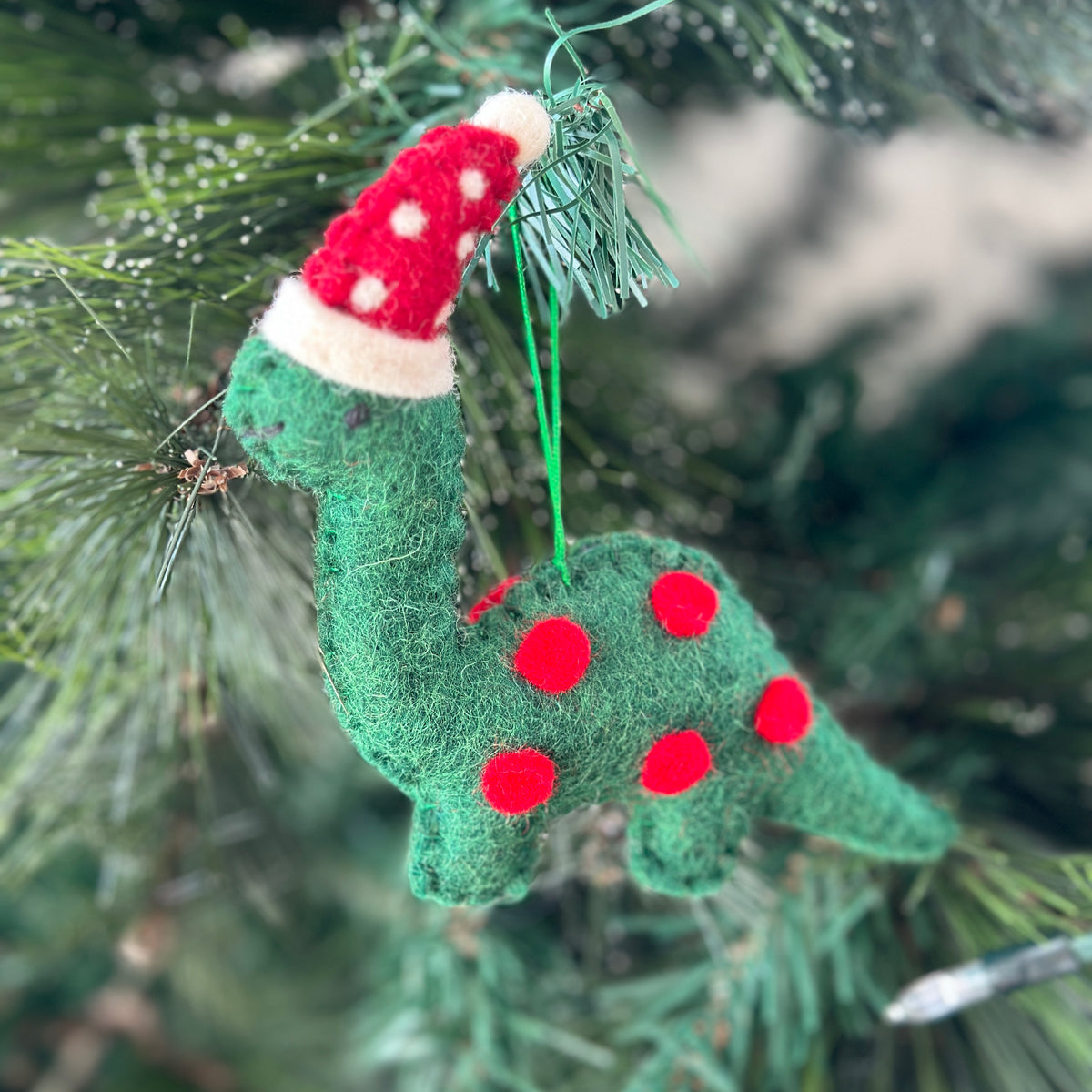 Brachiosaurus Christmas Dinosaur - Pashom