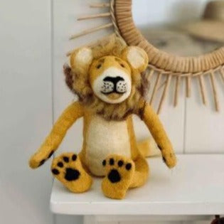 Pashom lion toy